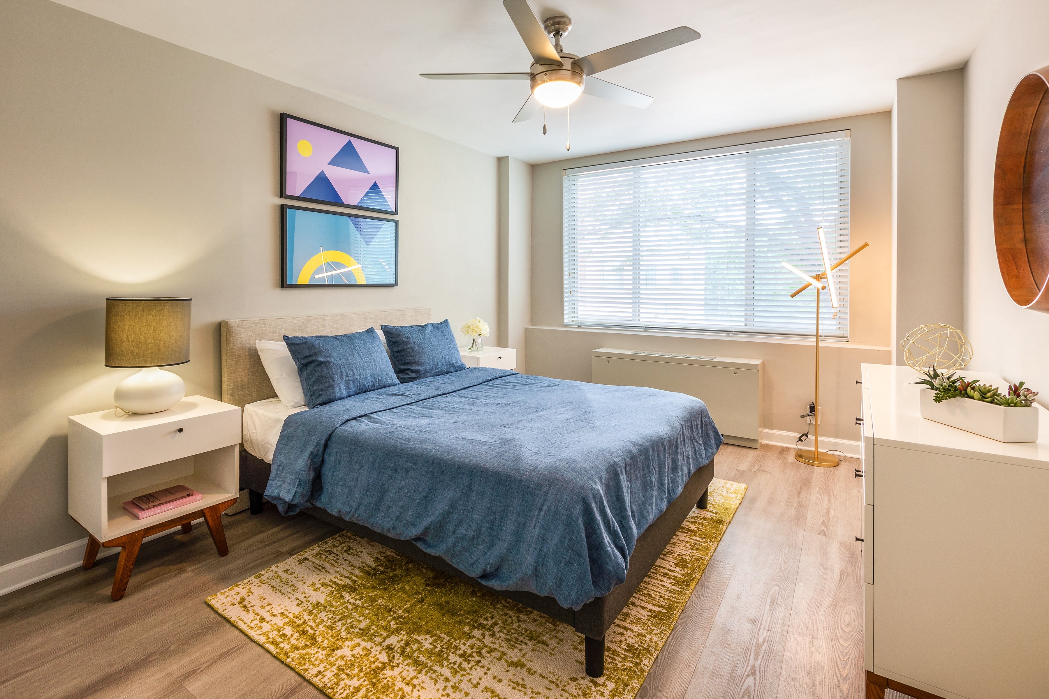 Photos and Video of Dominion Plaza in Arlington, VA